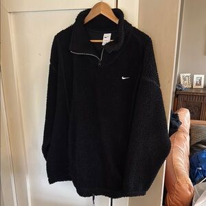 Nike Black Fleece Pullover